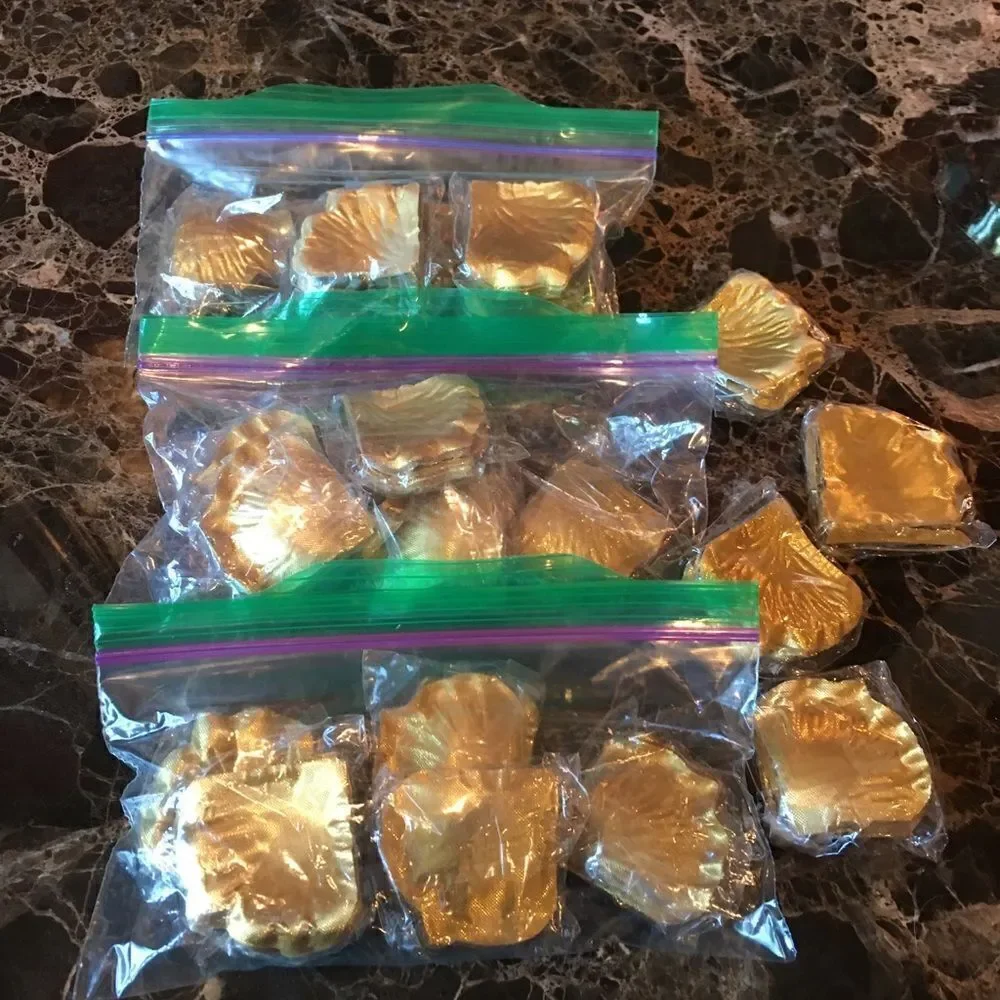 Gold Silk Scatter Rose Petals!
